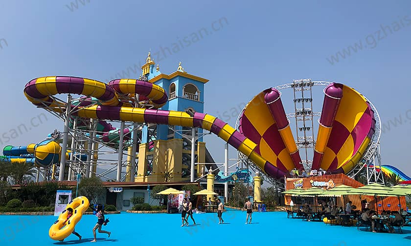 浙江宁波大目湾阿拉的海水上乐园超级龙卷风滑道