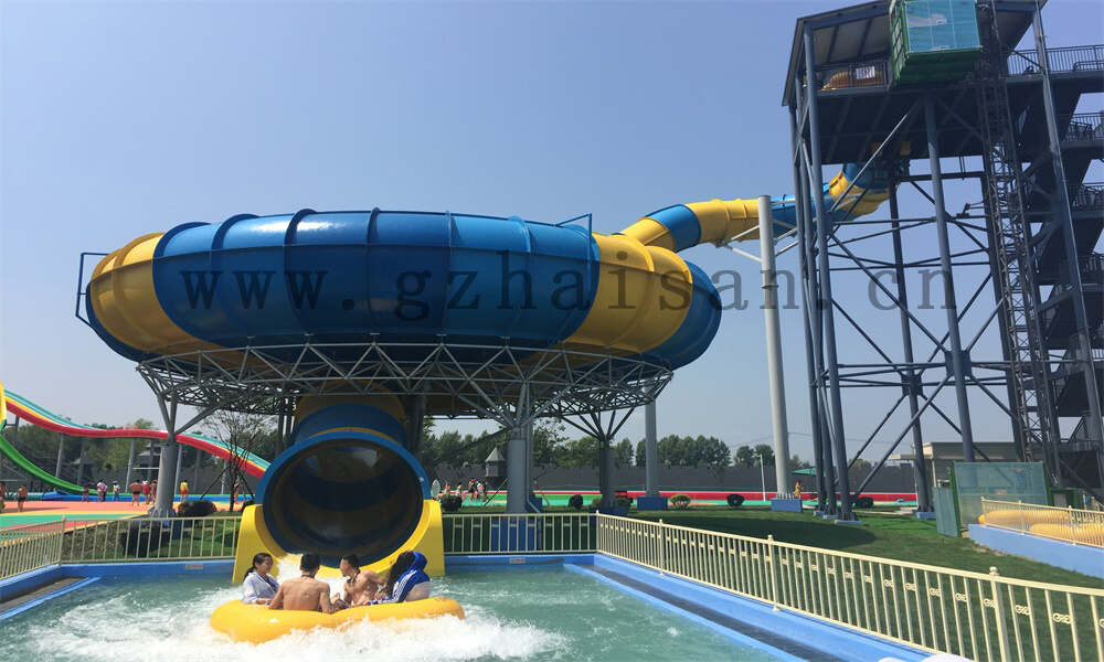 水上乐园的场地清洁和卫生如何保证？